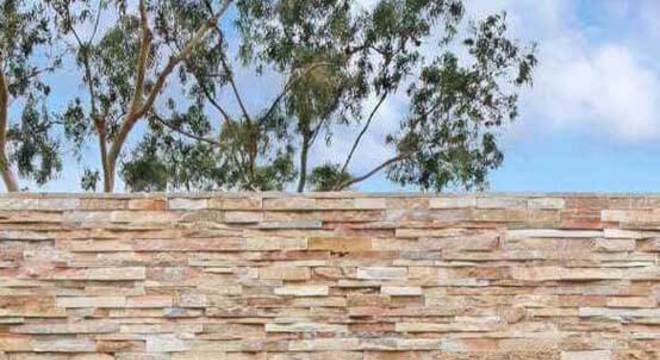 Pedra mineira no revestimento da casa 