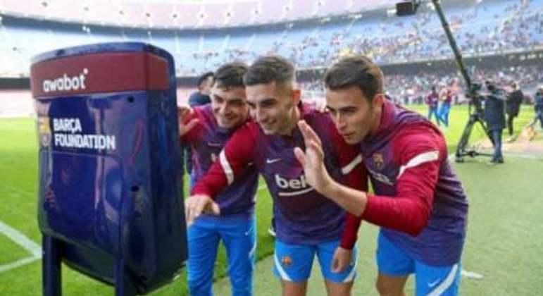 Pedri, Ferrán Torres e Eric García - Barcelona