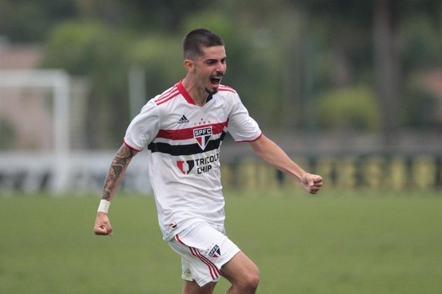 Pedrinho (São Paulo) — Aos 19 anos, é camisa 10 e destaque do sub-20 Tricolor. O meia também foi aproveitado por Crespo quando era técnico do São Paulo.