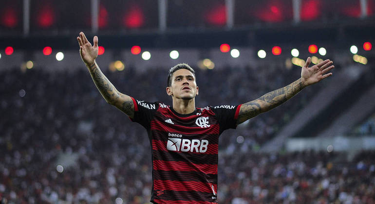 Pedro durante noite histórica ao marcar quatro gols em único jogo da Libertadores