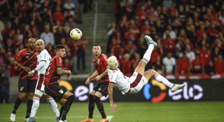 O gol espetacular de Pedro, que levou o Flamengo à semifinal da Copa do Brasil