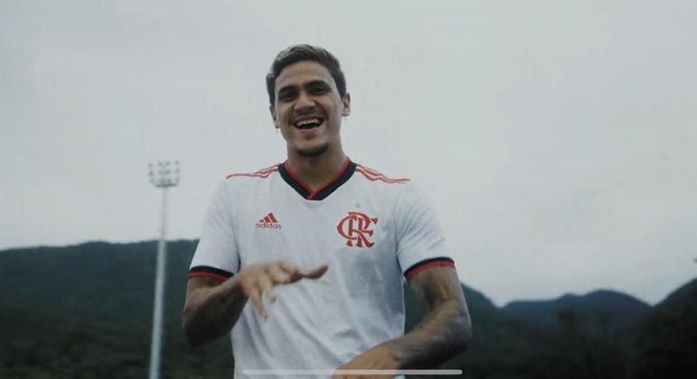 Pedro durante a divulgação da nova camisa do Flamengo