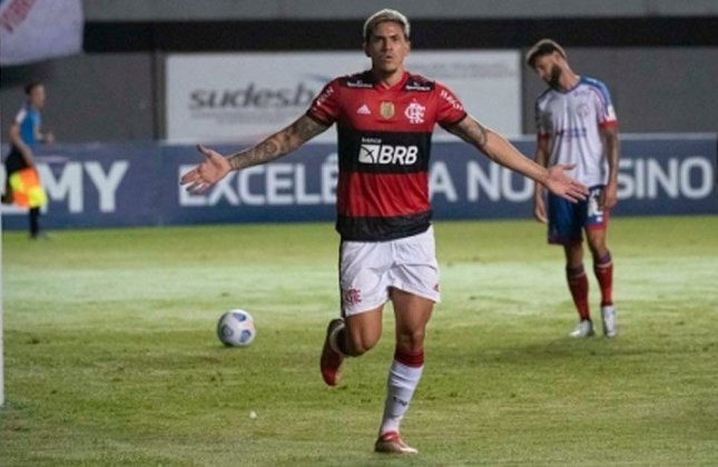 PEDRO (A, Flamengo) – Estava na pré-lista de Tite para essa convocação e, mesmo sendo reserva, pode conseguir ser um dos nomes chamados pelo técnico