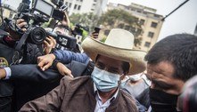 Peru: Castillo tomará posse em meio à polarização e crise sanitária