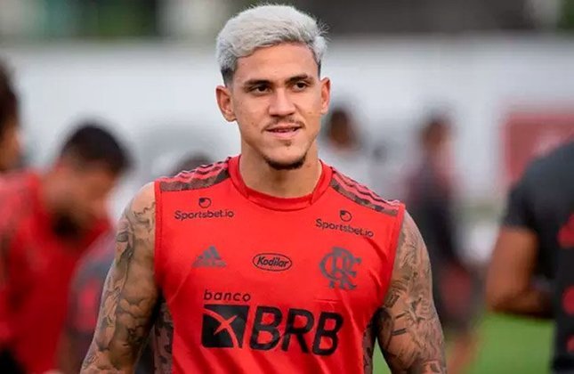 Pedro - Depois de atuar emprestado em 2020, o atacante foi comprado pelo Flamengo por R$ 112,4 milhões junto à Fiorentina, da Itália.