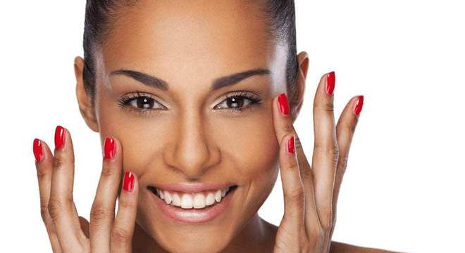 Peeling químico - o que é, benefícios, quem pode fazer e cuidados