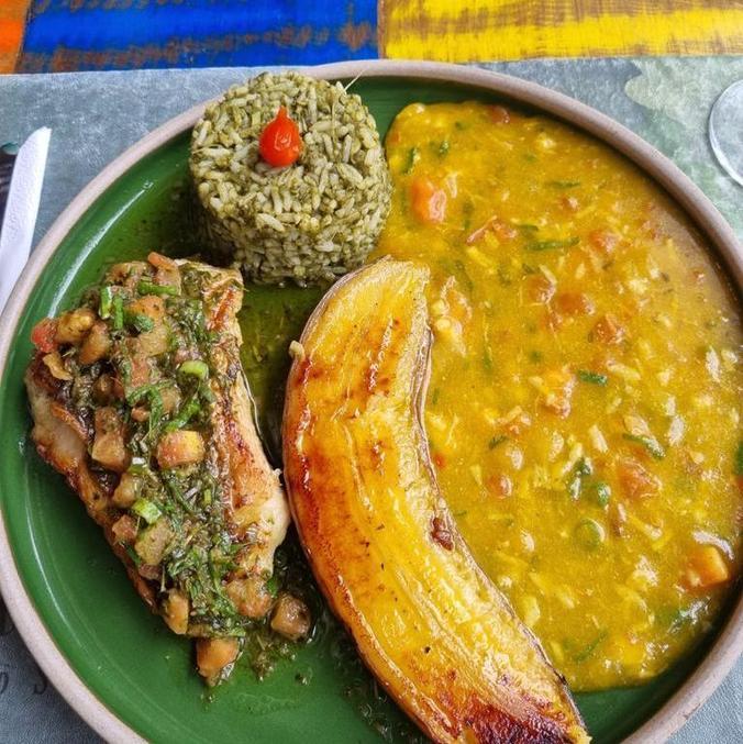 Peixe com pirão do Taioba Gastronomia