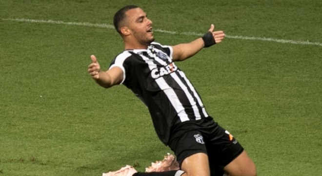 Arthur (Ceará) – 24 gols. 
Sete gols no Brasileirão, um na Copa do Brasil, 11 no Campeonato Cearense e cinco na Copa do Nordeste
(Foto: Pedro Vale/AGIF)