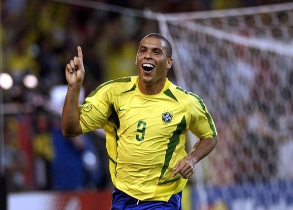 Pela Seleção Brasileira, ele disputou quatro Copas do Mundo, sendo campeão em duas oportunidades (1994 e 2002). Ele também jogou as edições de 1998 e 2006. Ao todo, fez 15 gols, só atrás de Klose (16).