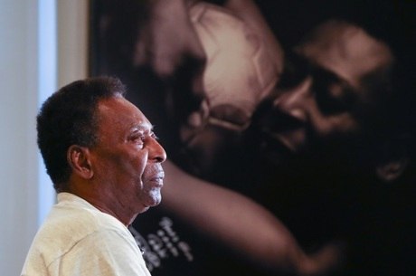 Pelé fala sobre a dificuldade no momento da cobrança