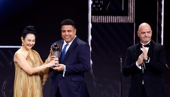 Pelé é homenageado na cerimônia do Fifa The Best: 'Legado será eterno' (Sarah Meyssonnier/Reuters - 27.02.2023)