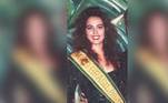 Flávia CavalcanteEste foi o único namoro oficial do Rei do Futebol com uma mulher eleita Miss Brasil. No caso, o romance começou em 1989 quando Flavia Cavalcante foi eleita a mulher mais bonita do país