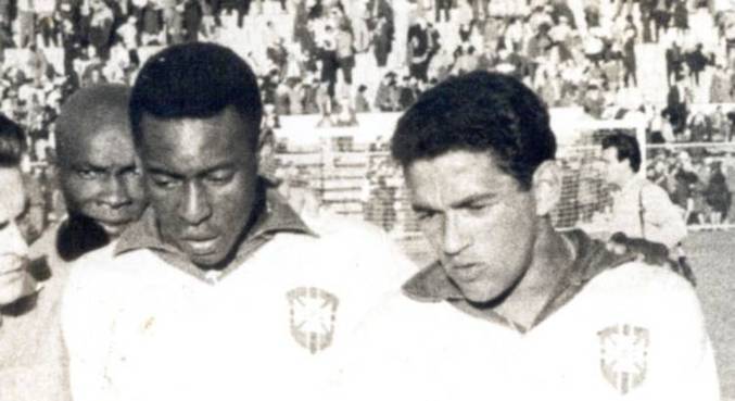 Garrinha garantiu Copa ao Brasil em 1962, no Chile, após contusão de Pelé