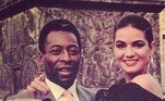 Luiza BrunetApesar de nunca ter assumido nenhum relacionamento com a atriz, Pelé conheceu Luiza na mesma ocasião em que conheceu Xuxa. O Rei do Futebol aproveitou o momento para paquerar Brunet, mas o envolvimento dos dois não passou disso