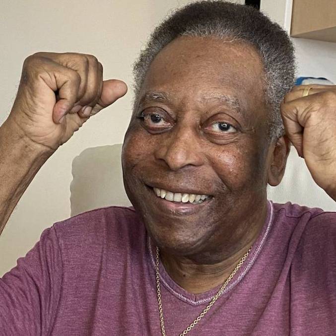 BRASIL DE LUTO, morreu o REI PELÉ, maior jogador de futebo…