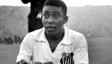 Santos estuda aposentar a camisa 10 em homenagem a Pelé