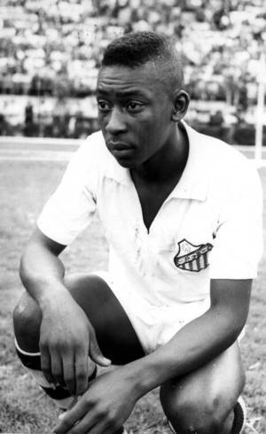 Pelé fez 1.281, segundo IFFS