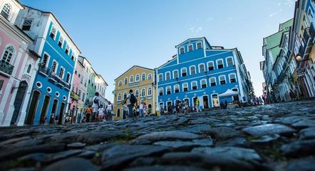 Bahia prorroga toque de recolher até 26 de abril