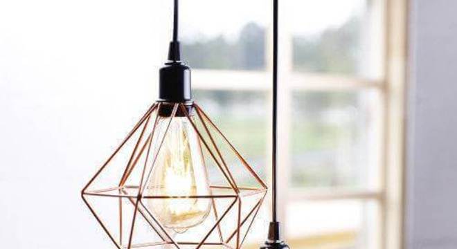 pendente em formato diamante