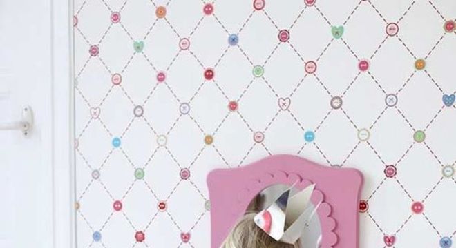 Penteadeira infantil pequena