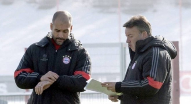 Pep Guardiola e Domènec Torrent nos tempos de Bayern de Munique