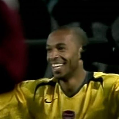 Pessoa que idolatra o brasileiro: Thierry Henry