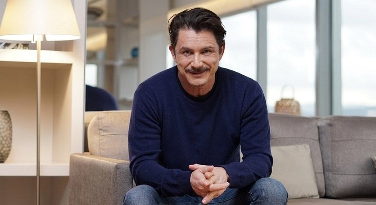 Ator Petrônio Gontijo completou 30 anos de carreira  