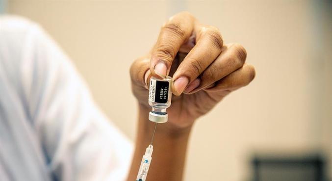 Vacinas da Pfizer devem chegar num total de 2,4 milhões nesta semana