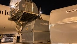 Novo lote com 936 mil doses da Pfizer chegam ao Aeroporto de Campinas (SP) (UPS/ALF TV VCP - 17.6.2021)