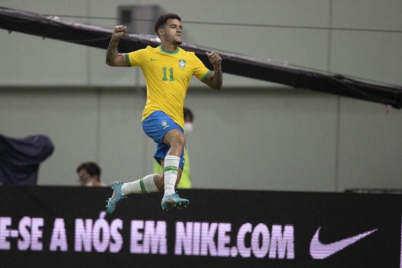 É difícil quando eles (Flamengo) resolvem jogar. Troféu para o Grêmio é a  Libertadores.' Derrota faz Renato 'desistir' da Copa do Brasil - Prisma -  R7 Cosme Rímoli