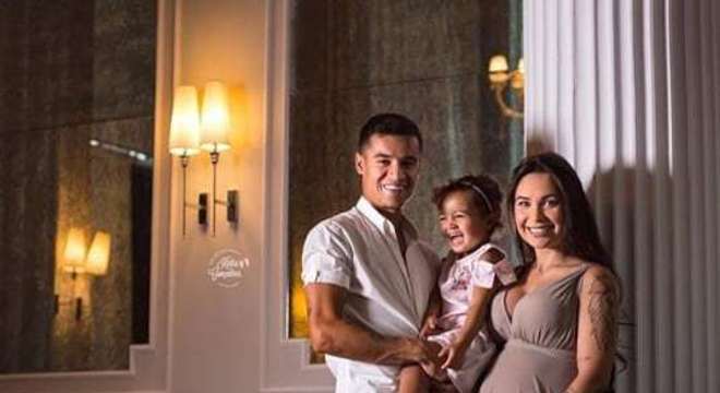 philippe coutinho filha nasceu