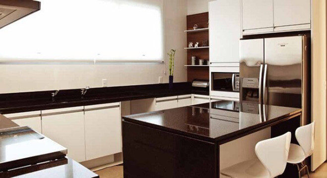 Pia de porcelanato cozinha chic