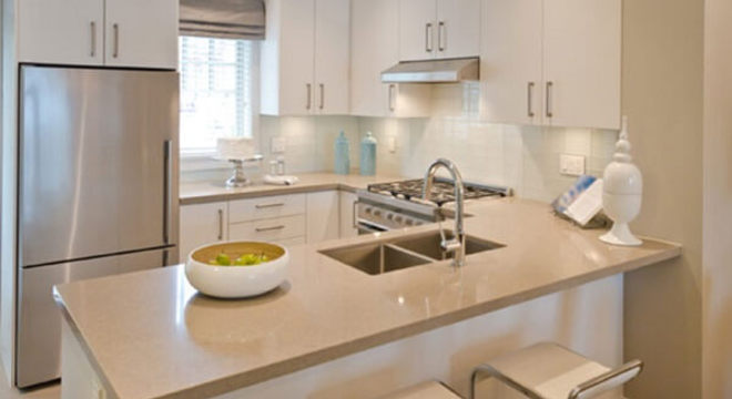 Pia de porcelanato cozinha clean