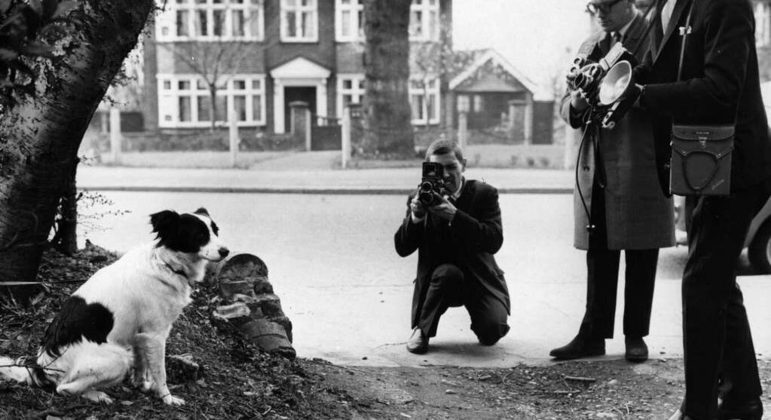 Pickles, na praça de Londres em que encontrou a Jules Rimet