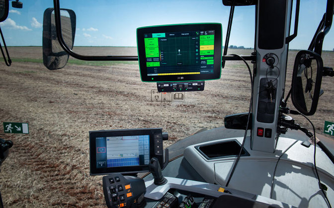 Piloto automático Valtra guide, para máquinas agrícolas. Divulgação / Valtra