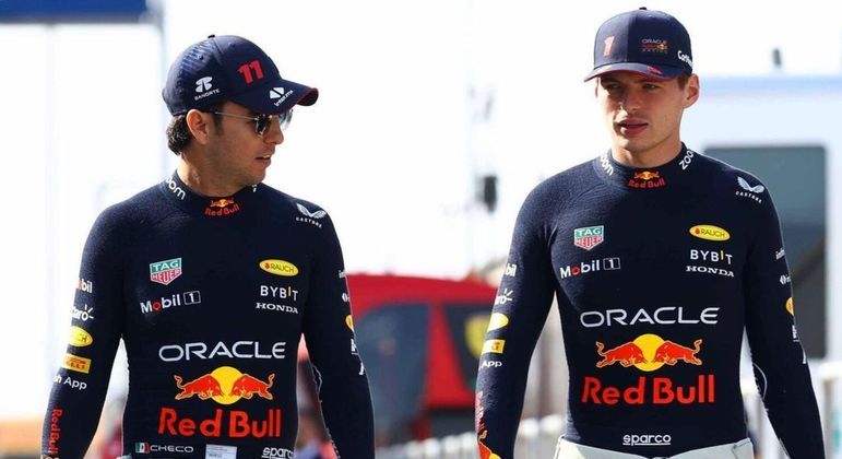 Os pilotos da Red Bull, Sergio Pérez e Max Verstappen, possuem apenas um ponto de diferença no campeonato
