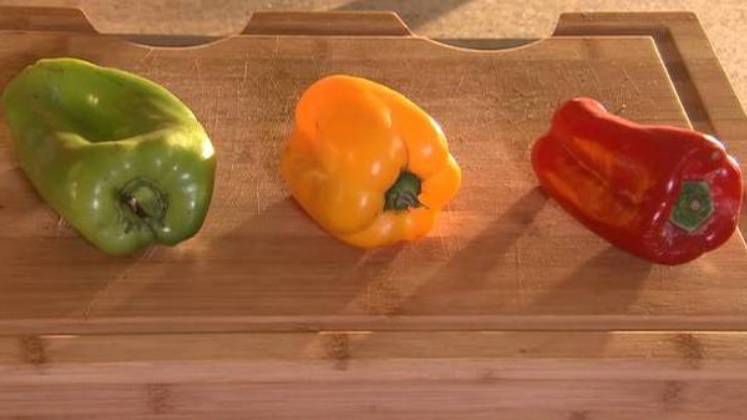 Ainda
no campo da alimentação, houve também alta significativa no preço do pimentão,
que aparece 39,16% mais caro nas feiras, mercados e hortifrútis do Brasil na
comparação com 2020