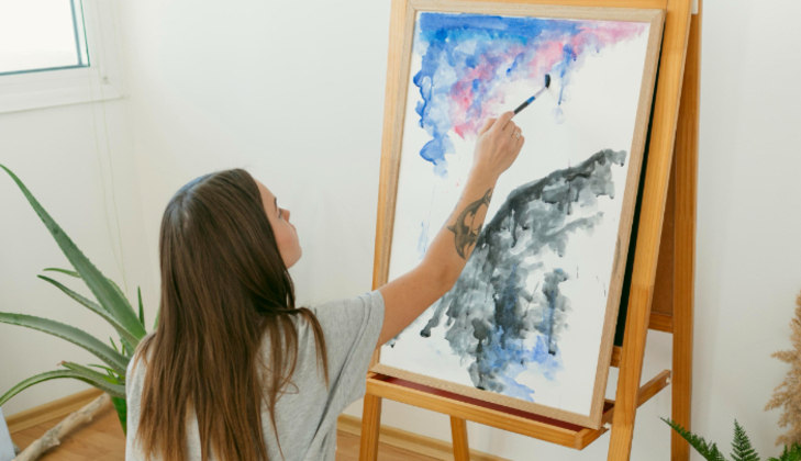 3. Escolha um hobbyOs hobbies funcionam como uma distração, espécie de válvula de escape, em momentos em que os sintomas da ansiedade estão intensos, ou até mesmo para evitar as preocupações do dia a dia.&nbsp;