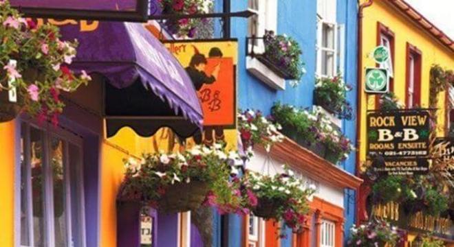 Pinturas de casas coloridas