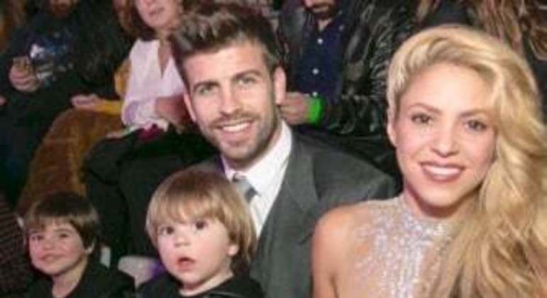 Piqué, Shakira e seus filhos, Milan e Sasha