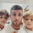 Piqué está furioso com mudança de Shakira e dos filhos para Miami, diz revista (Reprodução Instagram @3gerardpique)