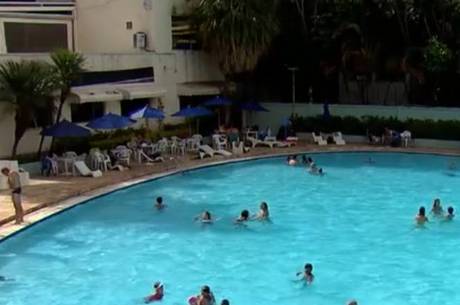 Usuários de piscinas deverão manter distanciamento