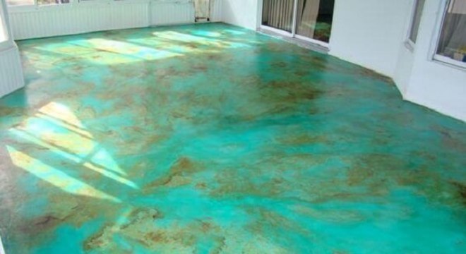 Piso 3D com acabamento marmorizado mesclando as cores marrom e azul turquesa