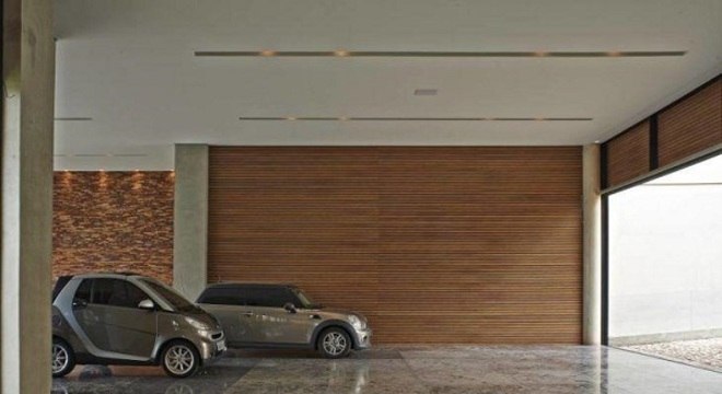 Piso para garagem feito em porcelanato
