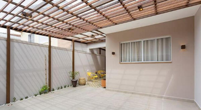 Piso para quintal com arandelas