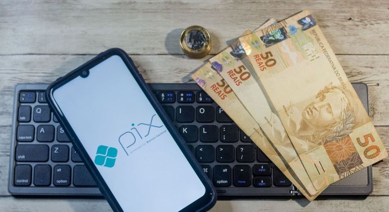 Pix terá limite de R$ 1 mil em transferências entre 20h e 6h
