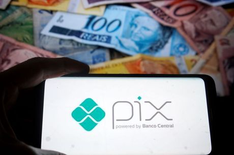 Pix pode ajudar comércio a reduzir custos