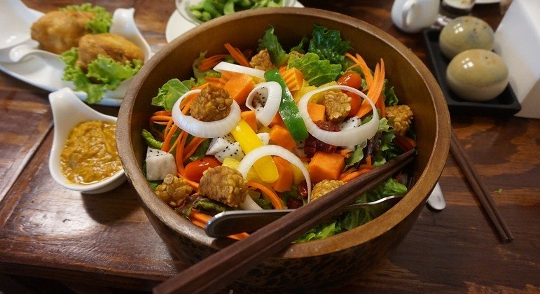 O setor de alimentação saudável, que inclui comida vegana e vegetariana, cresce em torno de 20% ao ano