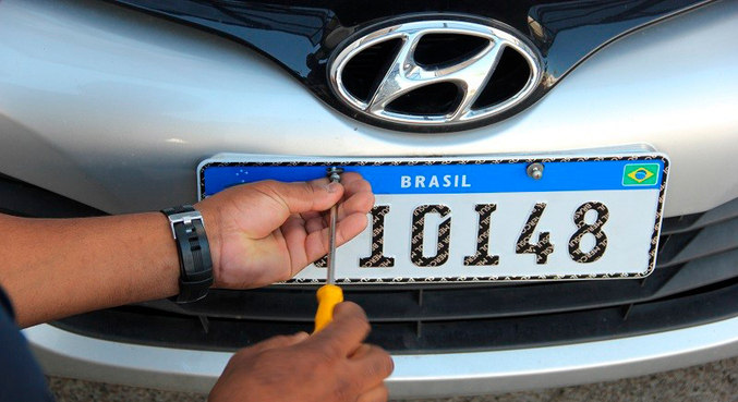 Brasil teve quase 200 mil emplacamentos em março