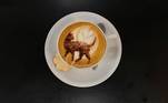 Do Brasil para o mundo: esta é a arte dos cappuccinos do Gato Café, no Rio de Janeiro. No local é possível adotar felinos enquanto saboreia um delicioso caféNÃO VÁ EMBORA: Mulher é contida com fita adesiva após tentar abrir porta de avião